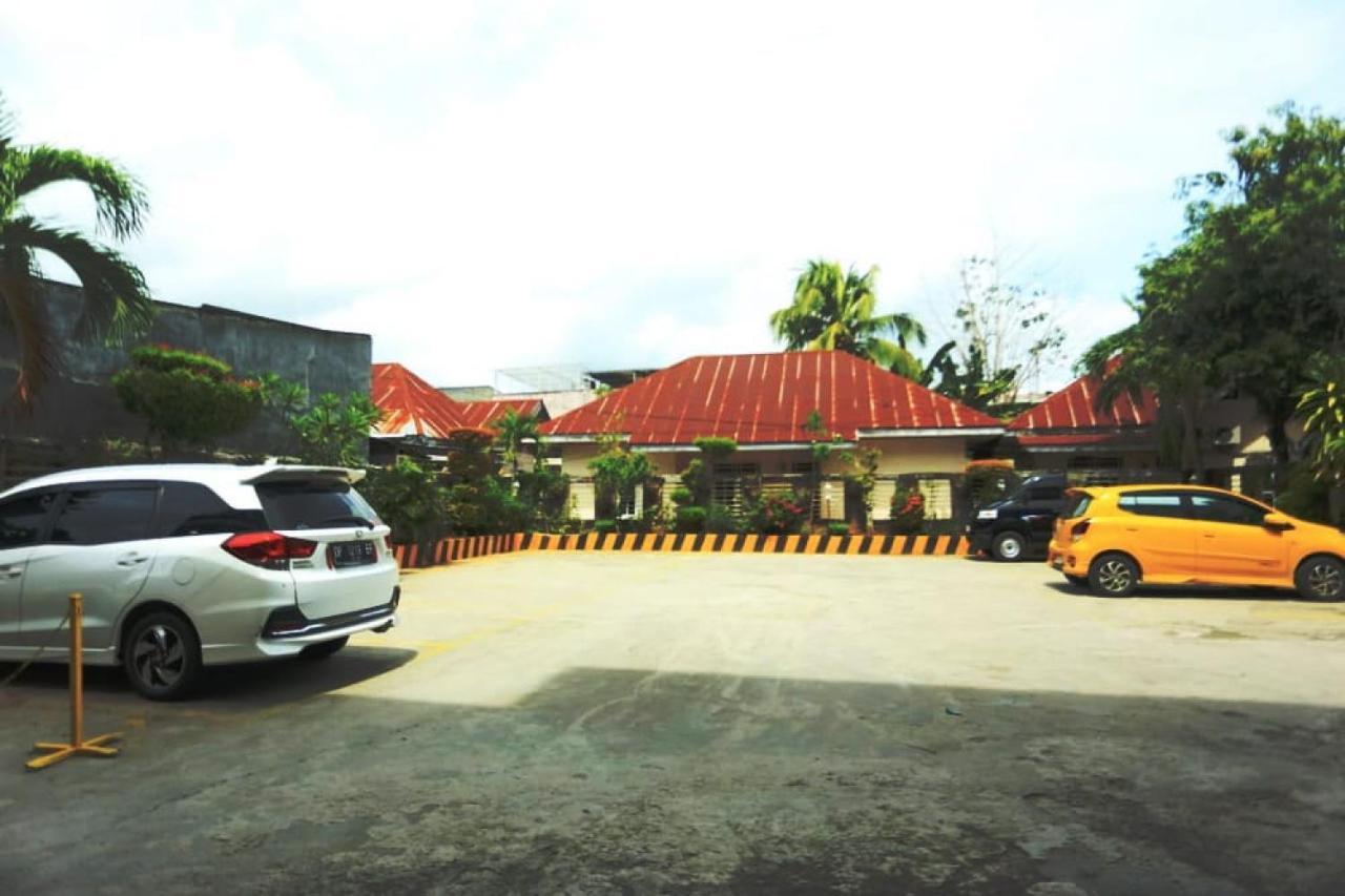 Hotel Mulia Indah Palopo Exterior foto
